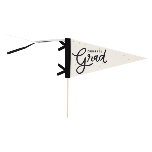 Felt Pennant white and black with words Congrats Grad