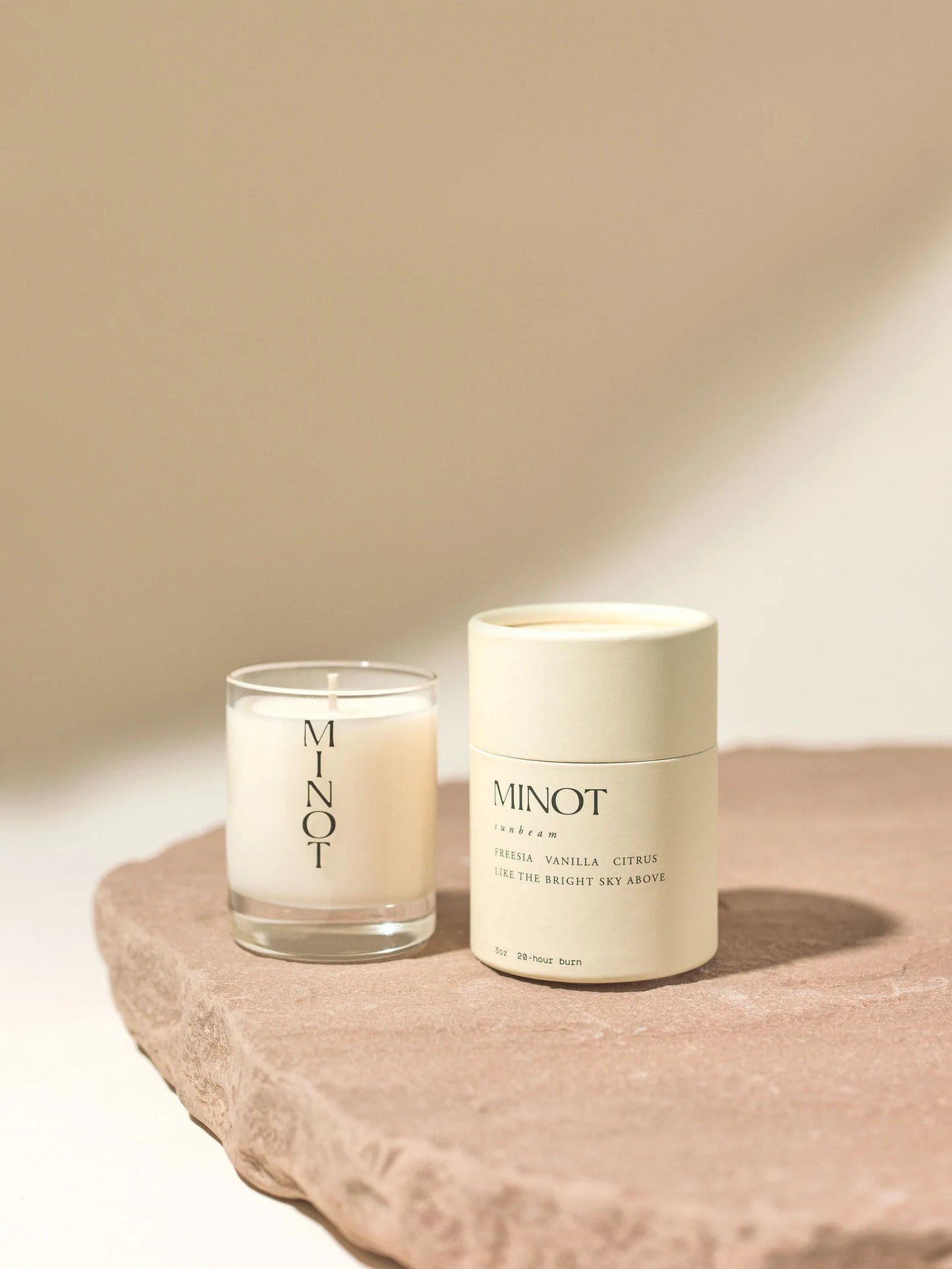 Mini white Minot candle with small white case