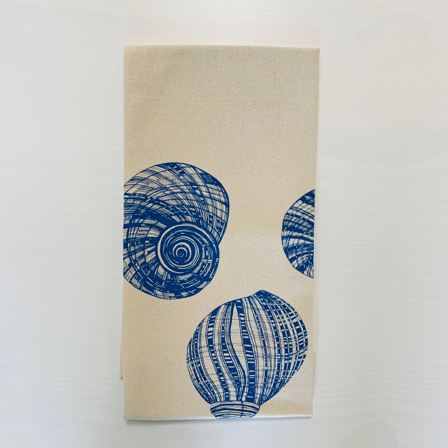 Shell Tea Towel (Blue-violet)