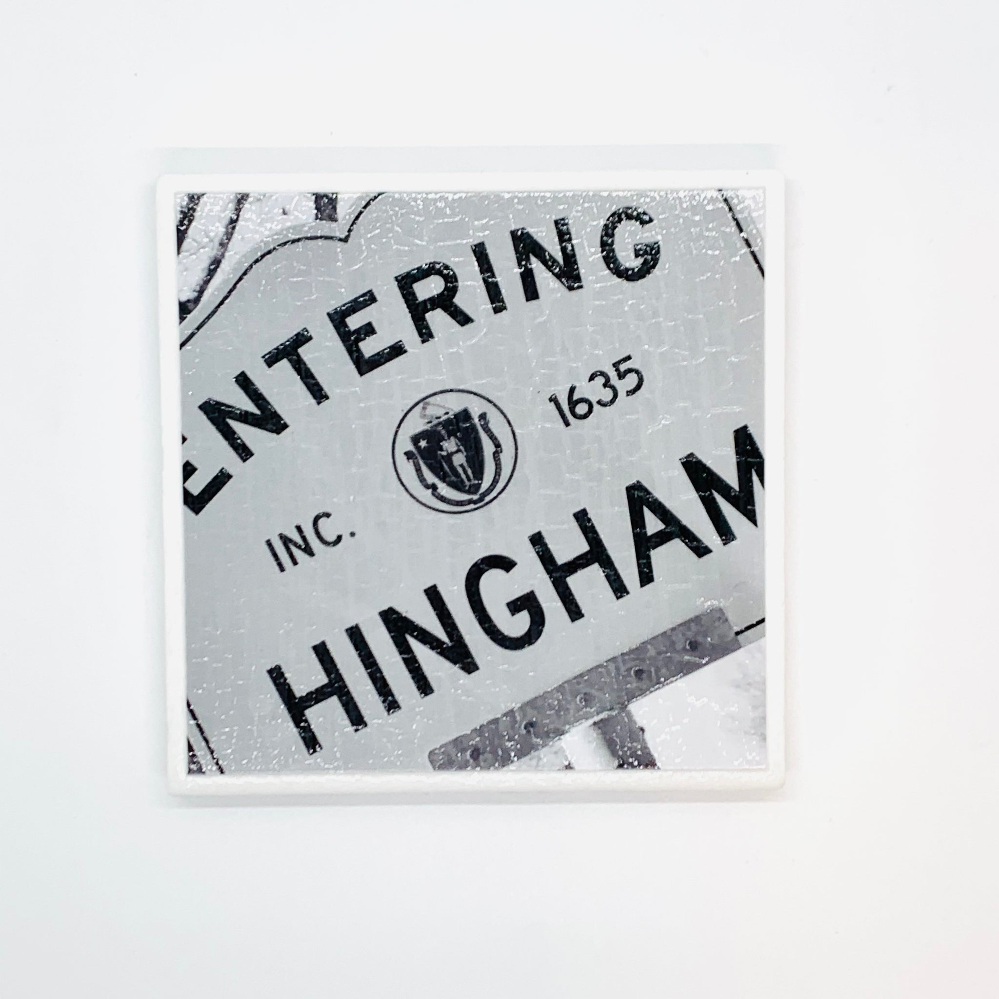 Coaster of Entering Hingham (Photo)